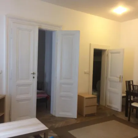 Apartment Jecna Prague
